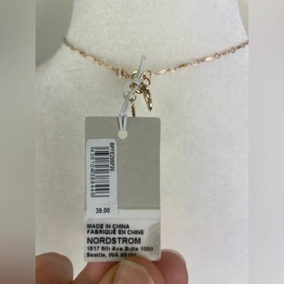 NWT BP. Seashell Gold Necklace - Picture 5 of 5